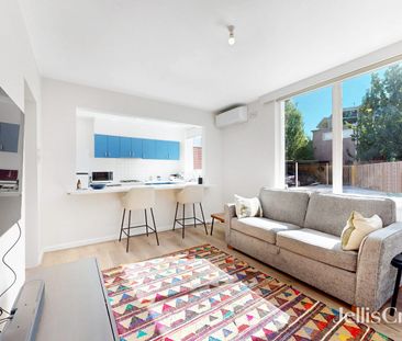 Fully Furnished 6 Month lease - Photo 3