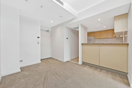 Spacious Apartment in the Heart of Chatswood &ast;&ast; Available 06&sol;03&sol;25 &ast;&ast; - Photo 4