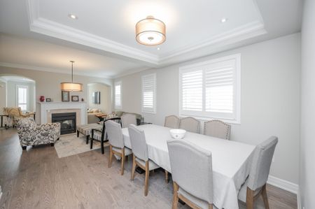 For Lease - 3357 Mintwood Circle, Oakville, Ontario - Photo 4