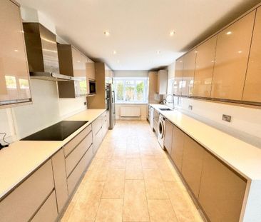 3 bedroom terraced house to rent - Photo 2