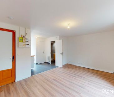 Location Appartement 1 pièce 25m² - Photo 4
