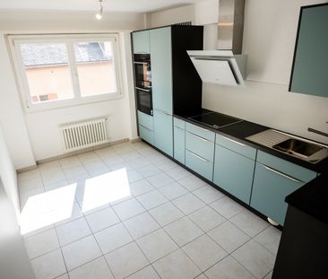 Attraktive 3.5 ZWG mit Balkon und viel Platz - Foto 2