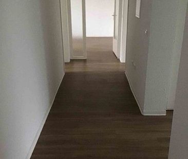 Familienwohnung im Erdgeschoss mit schönem Balkon! - Foto 5