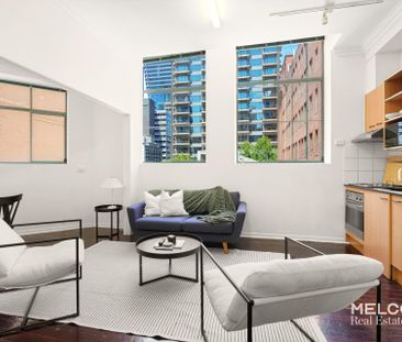 FURNISHED ONE-BED PLUS STUDY IN THE CITY - Photo 3