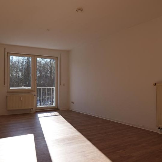 Wunderbar ruhige Lage – 2 Zimmer mit Balkon & Tiefgarage im Grünen - Foto 1