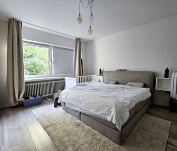 Lichtverwöhnte 3-Zimmerwohnung mit Balkon im Herzen von Ohligs - Photo 4