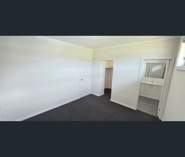 28 Beatty Ave, Hillcrest, SA 5086 - Photo 1