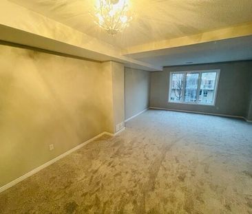 24 Bonfield Private, Orléans, Ottawa, ON - Photo 2