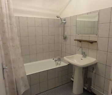 Location Appartement 1 pièce 35m² LE CREUSOT 71200 - Photo 5