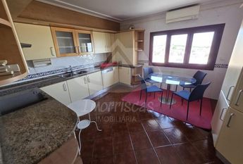 Apartamento T4 em Lisboa