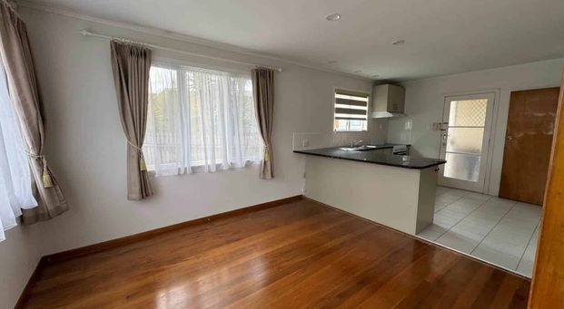 Charming Family Home - Photo 1