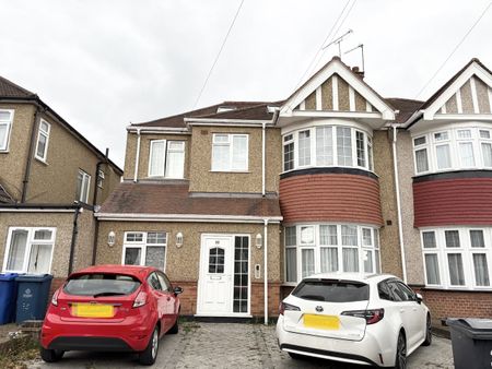 Studio Flat, Norwood Drive, HA2 - Photo 4