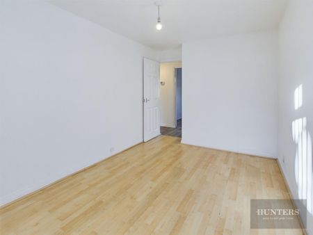 2 bedroom Bungalow To Let Total Size: 635 SQ FT - Photo 3