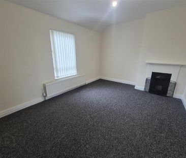 173 South Street, Newtownards, BT23 4JY - Photo 1