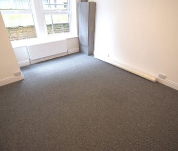 To Let 1 Bed Ground Floor Flat - Photo 5