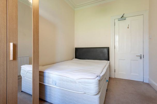 3 Bed Flat, Orchard Street, AB24 - Photo 1