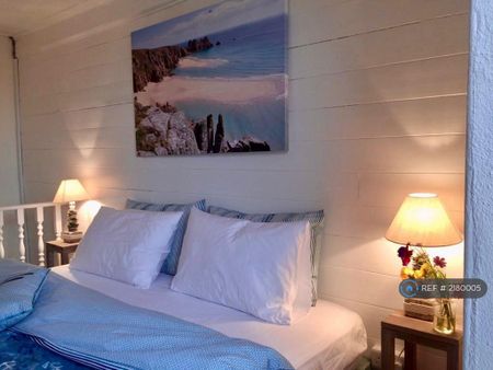 1 bedroom detached house to rent - Photo 3