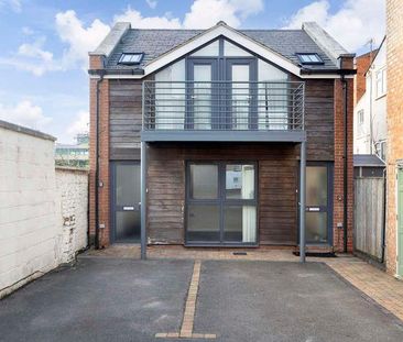 St. Georges Terrace, Cheltenham, GL50 - Photo 5