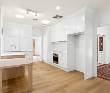 4 Maple Crescent, Jerrabomberra NSW 2619 - House For Rent | Domain - Photo 5