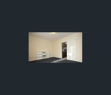 2 Bedrooms 1 Bathroom 1 Carport - Photo 1