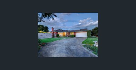 37 Armstrong Drive, Rowville, Vic 3178 - Photo 5