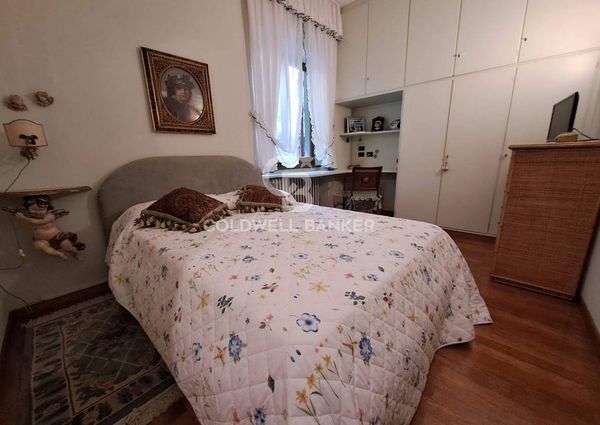 Via Scassicarli, 30, Forte dei Marmi, Tuscany 55042