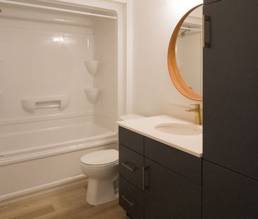 Manchester: Gold Accents – Penthouse Suite – 710 Westminster, Winni... - Photo 6