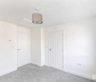 3 bedroom house to rent Tangmere Road, Hailsham, East Sussex, BN27 - Photo 6