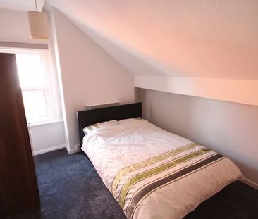 Morris Lane, Kirkstall - Photo 4