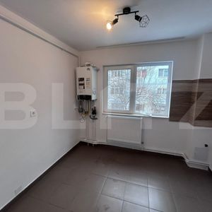 Apartament 3 camere, 68 mp, zona Rovine - Fotografie 2