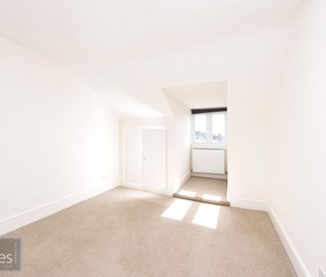 Lancaster Drive, London - Photo 6
