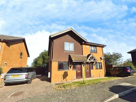 2 bedroom semi-detached house to rent - Photo 2