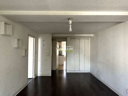 Appartement - 2 pièces - Jaude/Banque de France - Photo 5