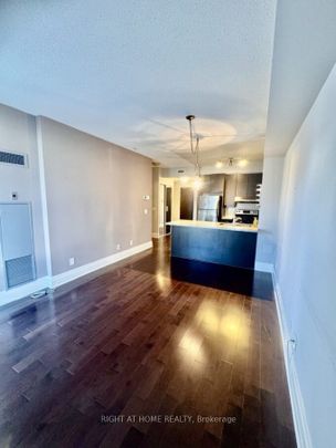 For Lease - 39 Upper Duke Crescent Unit# 518, Markham, Ontario - Photo 1