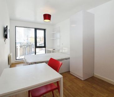 Studio to rent - Photo 3
