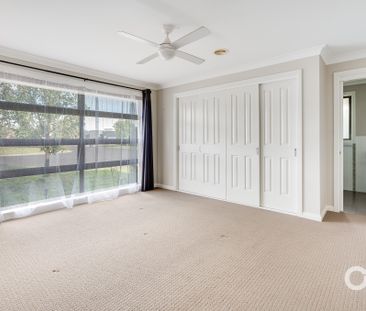 1 Candlebark Cres, Orange NSW 2800 - House For Rent | Domain - Photo 4