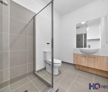 Brand New Stylish Family Living in Melton South - Photo 5