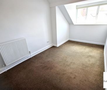 3 Bedroom House - Terraced To Let - Photo 6