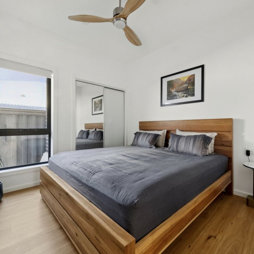Well Appointed Spacious Home - Photo 1