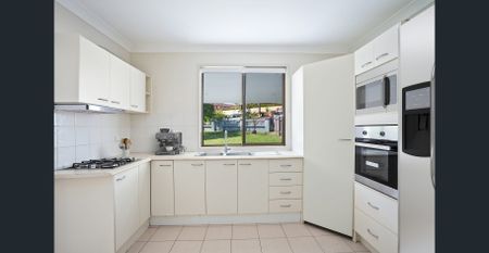 Well-Presented Three-Bedroom Home - Photo 5