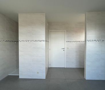 Woning met polyvalente ruimte en 4 slaapkamers - Photo 3