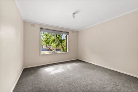 4/6 Stirling Road, Croydon - Photo 2