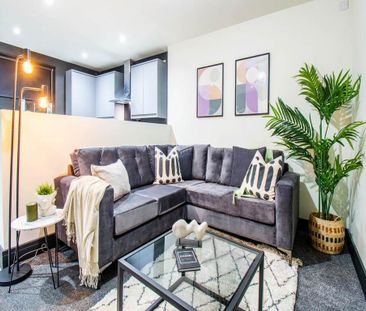 1 bedroom in a house share to rent - Photo 4