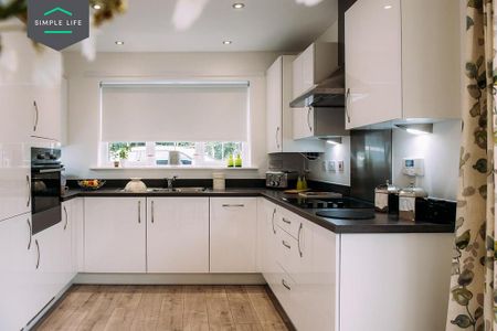 3 bedroom semi-detached house to rent - Photo 3