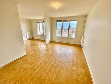 Location Appartement 4 pièces 77m² VILLEURBANNE 69100 - Photo 5