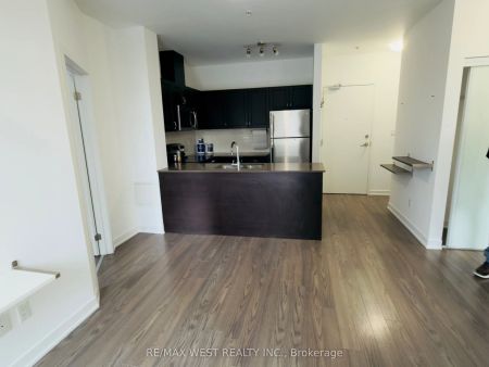 3560 St Clair Avenue E #106 - Photo 4