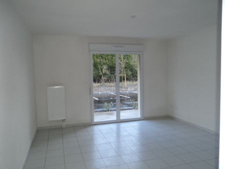 Location Appartement 2 pièces 40m² - Photo 4