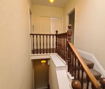 Manor Park – Top Floor Flat - Photo 1