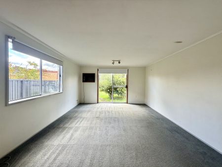 8 Jasmine Street, Bell Park - Photo 3