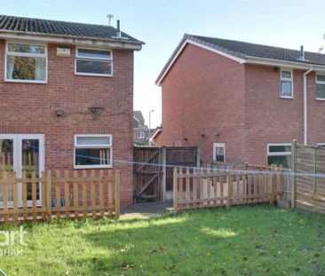 2 bedroom semi-detached house to rent - Photo 3